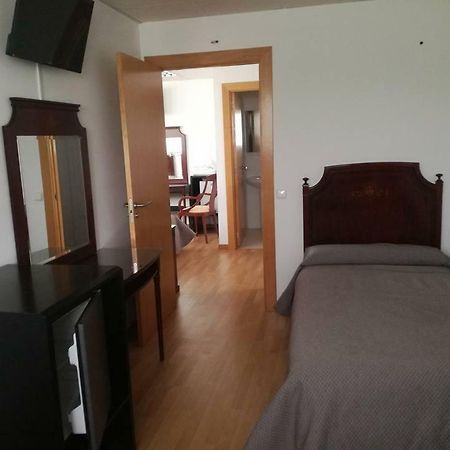 Pension La Espiga Памплона Экстерьер фото