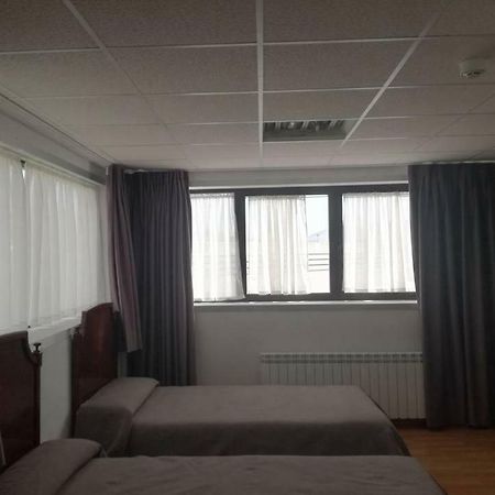 Pension La Espiga Памплона Экстерьер фото
